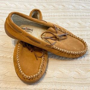 Minnetonka leather moccasins slippers - men’s hard soles size 13